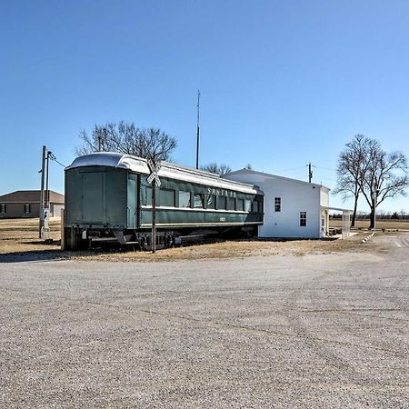 Unique Joplin Gem Converted Train Car Studio 외부 사진