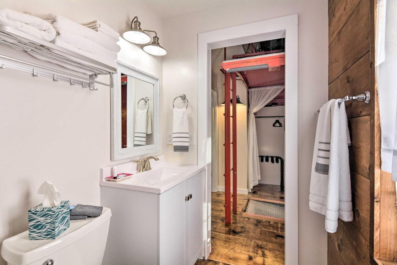 Unique Joplin Gem Converted Train Car Studio 외부 사진